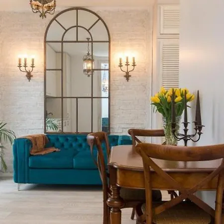 Spectacular River View *