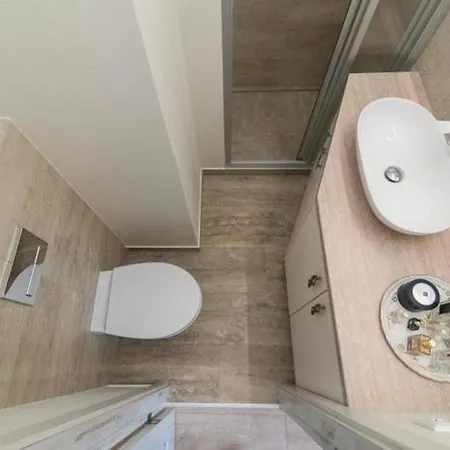 Apartment Spectacular River View Vilnius
