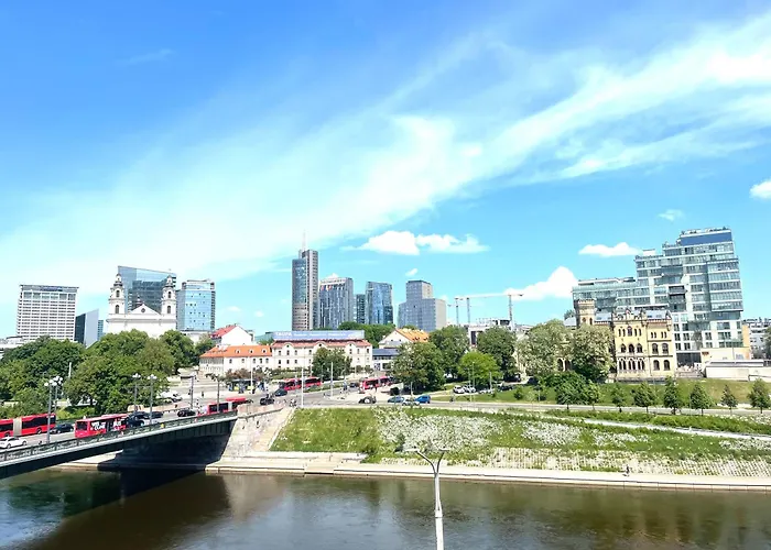 Spectacular River View アパート